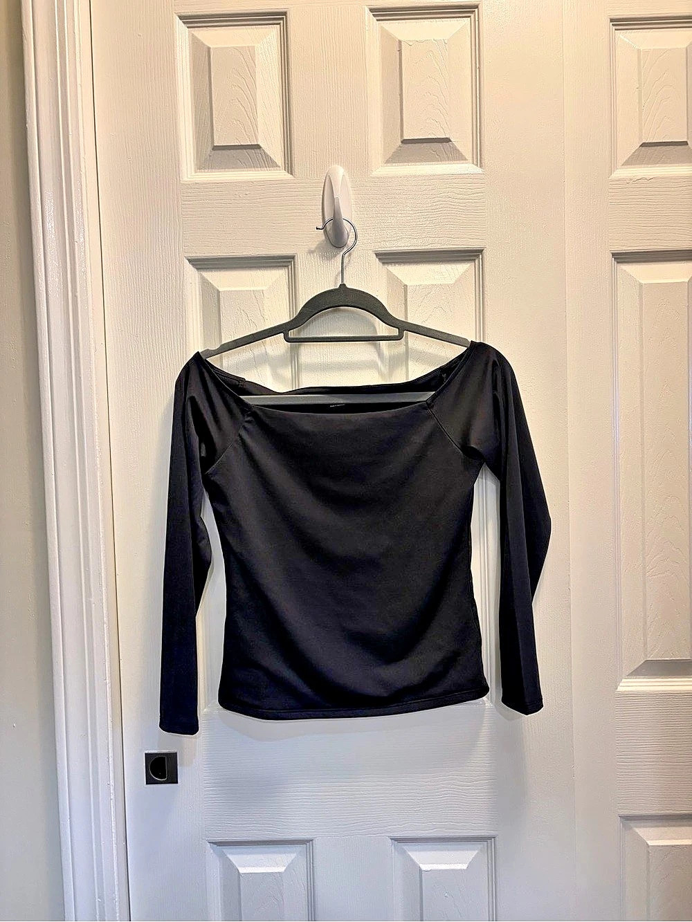 Black Long Sleeve Off the Shoulder Top Like New